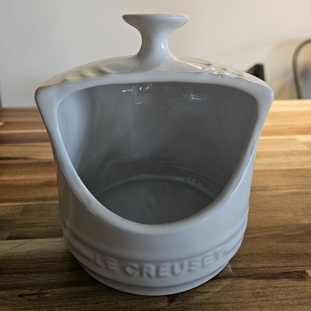 Le Creuset White Salt Crock LIKE NEW